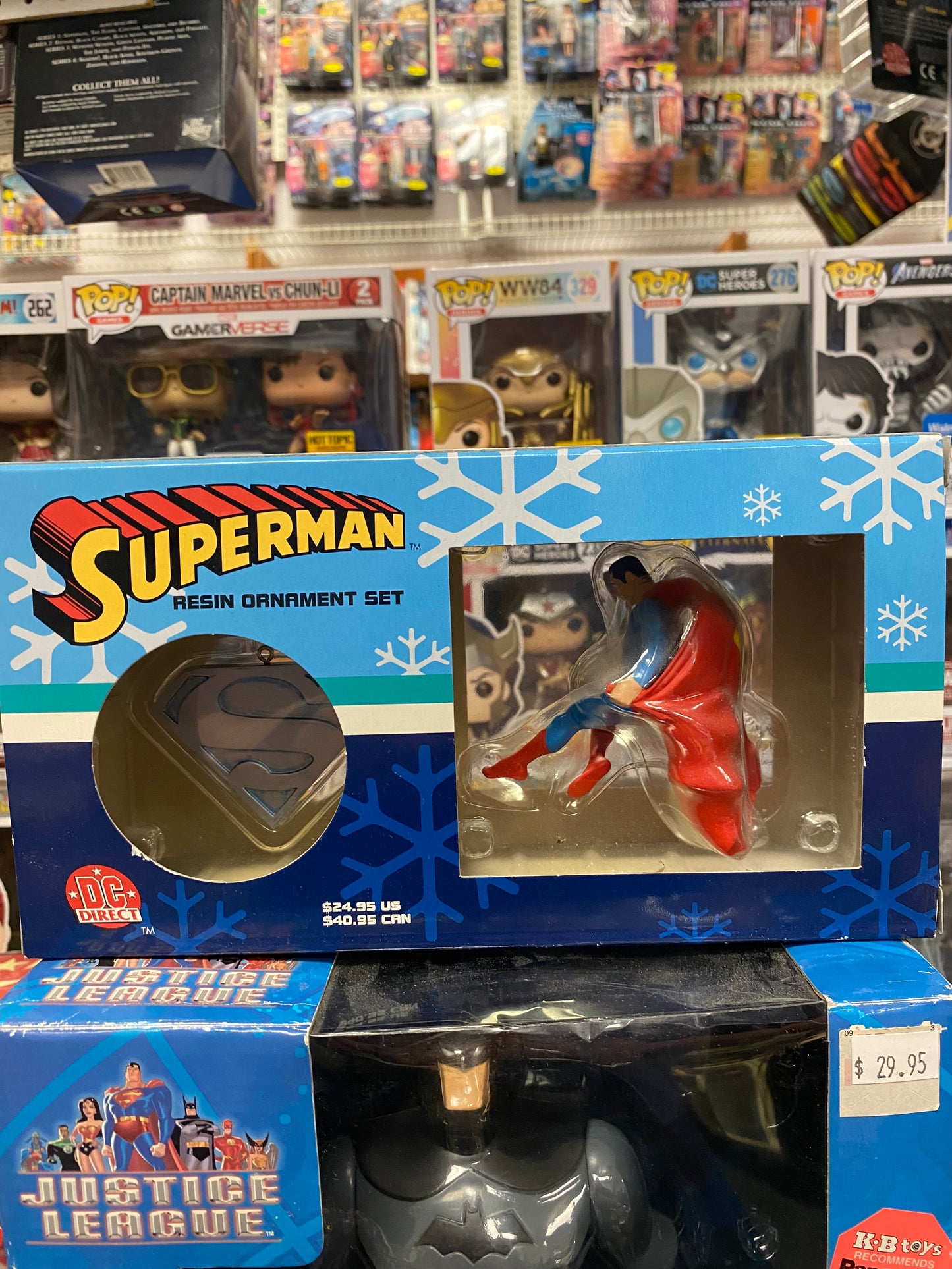 DC Direct: Superman Resin Ornament Set