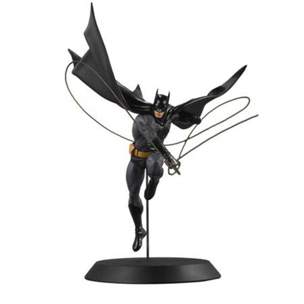 DC Designer Series Batman By Dan Mora 1:6th Scale Resin Statue (Art and Shipper Box Damaged)
