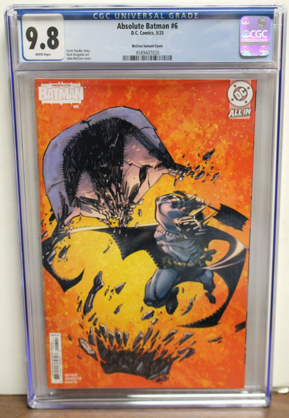ABSOLUTE BATMAN #6 (2025) CGC 9.8, 1:25 John McCrea
