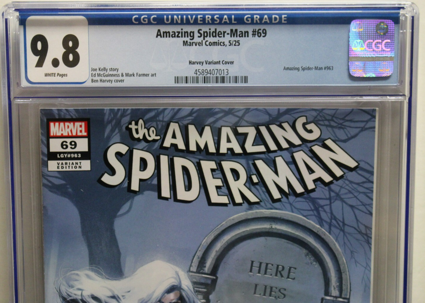 AMAZING SPIDER-MAN #69 (2025) CGC 9.8 1:25 Ben Harvey Variant Marvel