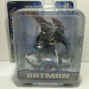 Justice League: Batman (Resin Figurine)