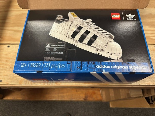 Lego - Adidas Originals Superstar - 10282